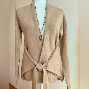 Pure cashmere wrap sweater - banana republic - size M